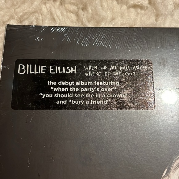 Billie Eilish Debut Record - Picture 3 of 3